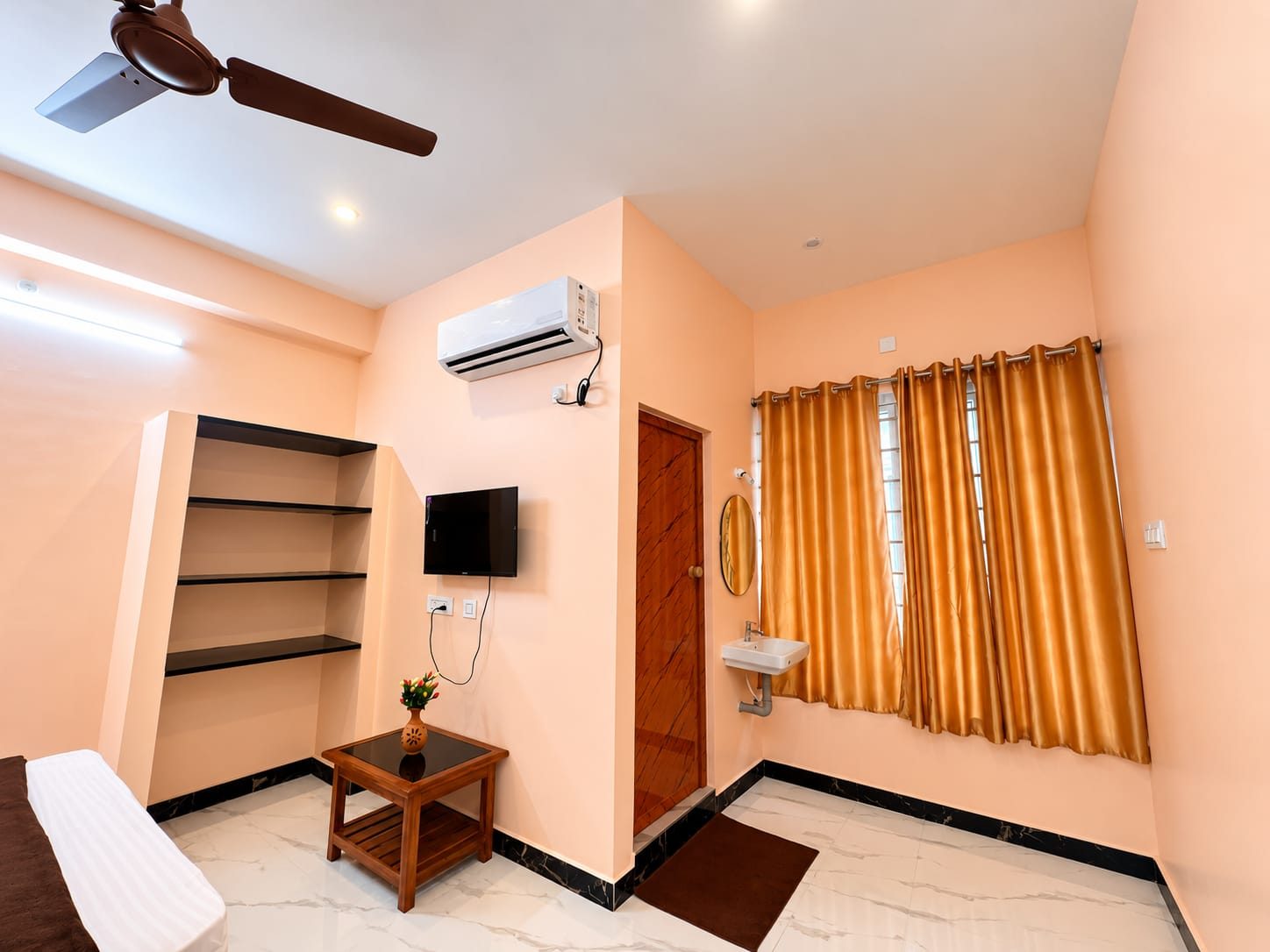 Varsha Grand Resort property photograph 26